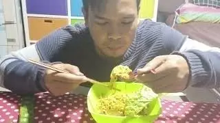 Mukbang Mie KSC + Petai 🤤 Pedas, Harum, Bikin Laper Tengah Malam!