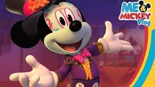 Mickey Mouse Celebrates D&iacute;a de Los Muertos 🎉 | Me & Mickey | Vlog 74 | @disneyjr