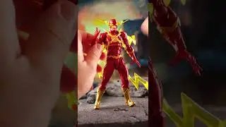 Amazing Yamaguchi Flash pose tutorial #flash #dc #actionfigures #amazingyamaguchi #revoltech #batman