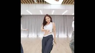 TWICE 