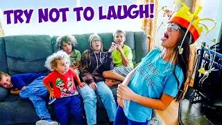 Twins Kate & Lilly Play CHOW CROWN Game with BFFs!