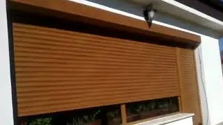 Rulouri aplicate pentru ferestre stejar auriu cu telecomanda