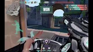 Juan taps