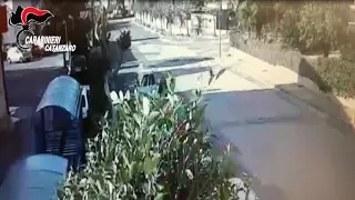 Lamezia Terme: evade dai domiciliari per continuare a rubare