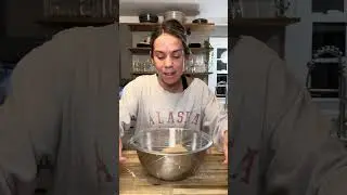 Рецепт домашних булочек-слайдеров и простого куриного салата