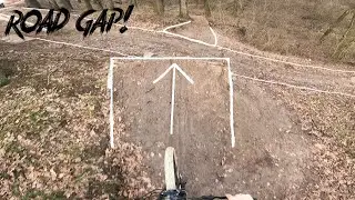 Gro&szlig;es Road Gap springen! / Fette Trail-bau Session!