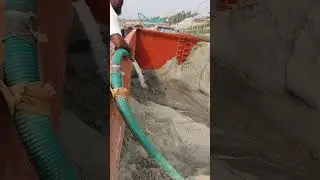 Powerful Water Pump Cline Sand in Big Ship Last Time Unload Sand by Mega Drager Machine #32