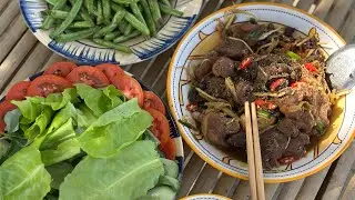 THE STORY OF GINGER-STIR-FRIED DUCK