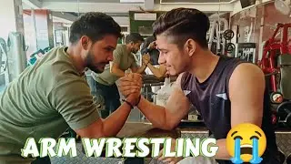 Arm wrestling with random men #armwrestling #vlogs