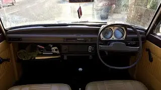 Driving through potholes in an Austin Allegro 🤪