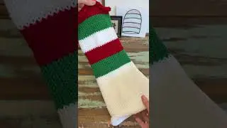 Knitting Machine Christmas Hat🧶🎄#knittingmachine #knithat