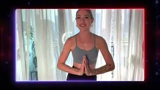 Cecelia Sommer is back on Naked News Live!