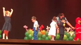 Escola de Educação Infantil Mundo Encantado - Maio