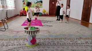 Ойын: Асықты кілемше.                                  Тәрбиеші: Т.Ж. Таженова