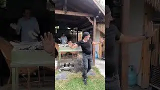 emom suya gider eli boş gelir
