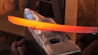 I Forged a Blacksmith Sword from an old Steel File 😳