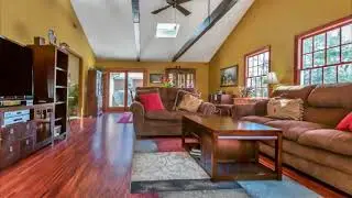 542 Kime Avenue, West Islip, NY 11795