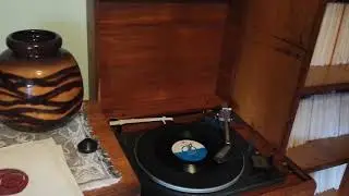 Lloyd Charmers - Last Laugh / Safari