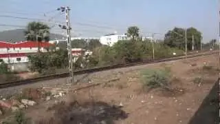 ALLP - DHN Exp slowly moving after halt @ DVD