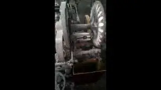 Changing the bobbin in autoloom