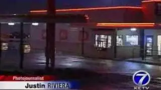 Delivery Driver Helps Mom In Distress