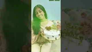 birthday  poses with cake