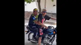 Al pajuate no va a querer da mas vuelta en la moto conmigo 😂