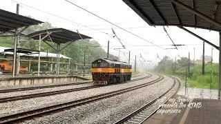 KTMB Rawang station, spotted  the Krupp M1500BB locomotive used by DMIA.