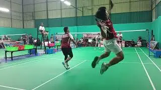 Turnamen sugi/fauzan vs faizal/awal d gor kurnia kobes citty punyaaa