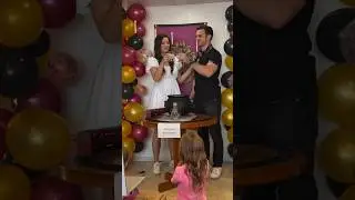 They had a Harry Potter themed gender reveal 👏