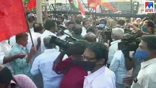 ട്രോളർ കരാർ: മേഴ്സിക്കുട്ടിയമ്മയുടെ വീട്ടിലേക്ക് യുഡിഎഫ് പ്രതിഷേധം | UDF protest - trawler deal