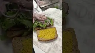 Real hoopers know ball. 🏀 Real lunch lovers know the Sprouts sandwich. 🥪💯