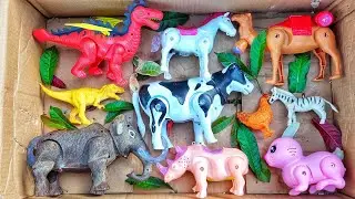 menemukan mainan hidup badak naga onta kelinci kuda sapi gajah dinosaurus zebra ayam