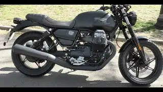 Moto Guzzi V7 850 2021