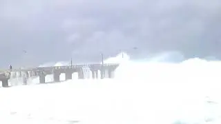 Very High Tide at Sea of India due to Ockhi Cyclone Effect