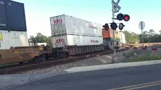 CSX Intermodal Train crossing Albany ave heading around the Curve through Waycross ga south
