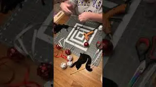How to make a Cat wreath with Ornaments
