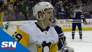 Sidney Crosby&rsquo;s Pinpoint Pass Finds Jake Guentzel In Stride