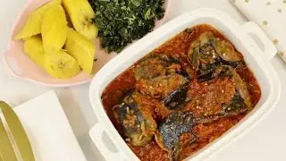 EASY AND IMPRESSIVE DINNER ANYONE CAN MAKE. BOILED PLANTAIN, STEAMED VEGETABLES AND FISH STEW