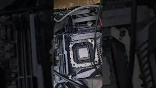 aorus master kondisi cpu led nyala. cpu ngga panas sama skali. ga ad booting