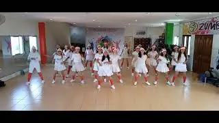Christmas Spirit | Rocking Around The Christmas Tree - Line Dance | Demo : Global Line Dance