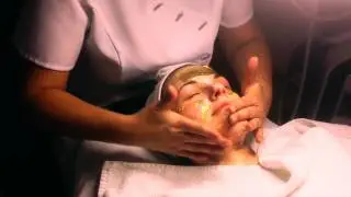 Gesichtsbehandlung GoldenGlow bei beauty mosaic in Frankfurt am Main