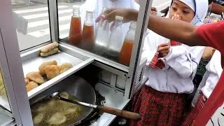UNTUNGNYA 100 RIBU PERHARI, JUALAN EMPEK EMPEK KELILING DEPAN SD