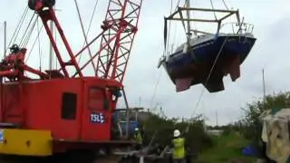Sabre 27 crane launch at Tollesbury Essex on the River Blackwater