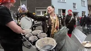 Blutwurstsonntagsumzug in Duisburg Meiderich 2025