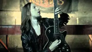 Kiss Of The Dolls - ZiemasSvētku ROKENROLS / Christmas ROCK'N'ROLL