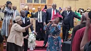 Pastor O'Niel Fisher Took the Church To A whole New Level With This Medley 🔥🙋🏾‍♂️ Faith Tabernacle