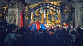 London Rainy Night Walk on Day The Queen Died, Buckingham Palace Crowds & Tributes