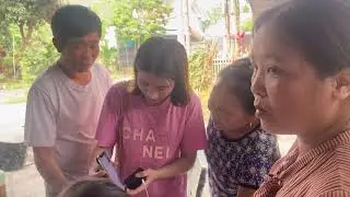 去中国9年 都不会讲越南话了 妈妈伤心叫女儿回家她竟然听不懂đi sang trung quốc 9 năm không biết nói tiếng việt rồi