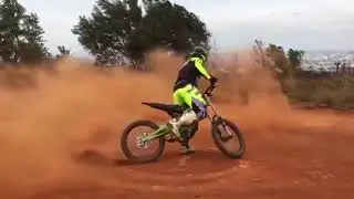 Jiang Sihan - The Downhill Master from Bear Racing Team - with SUR-RON Light Bee